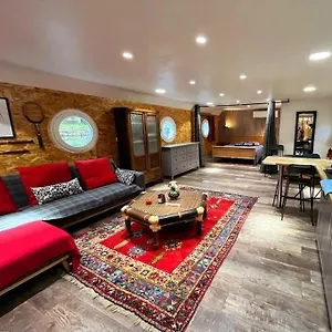 Magnifique Peniche Cosy Et Spacieuse A Appartement