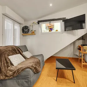 Cosy - Terrasse - Proche Metro Appartement